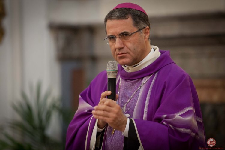 AVVENTO: MONS. LOREFICE “PRIMEGGIARE NEL PROCLAMARE ‘PRIMA GLI ULTIMI’”