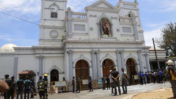 PROCESSIONE PER RICORDARE LE VITTIME DELLO SRI LANKA