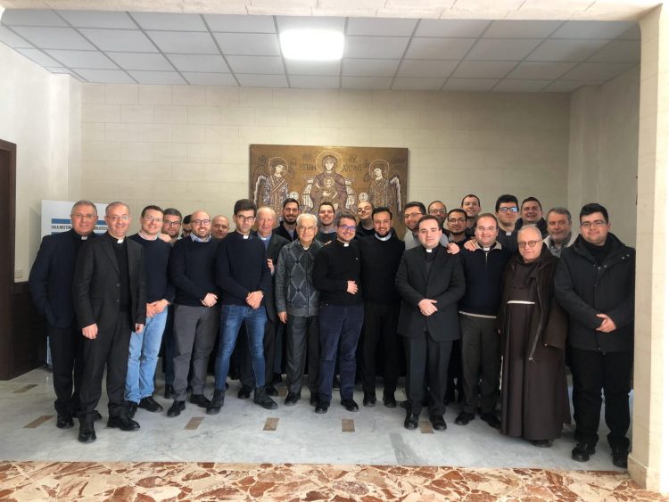 CONFESSORI A SCUOLA DI MISERICORDIA