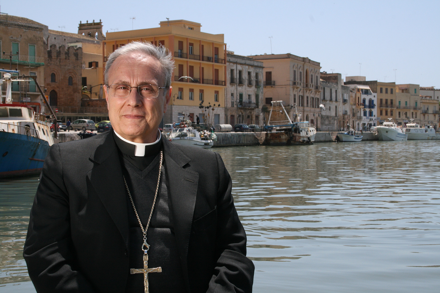 TUTELA MINORI. IL VESCOVO DELEGATO CESI, MONS. MOGAVERO, INCONTRA CLERO E RELIGIOSI