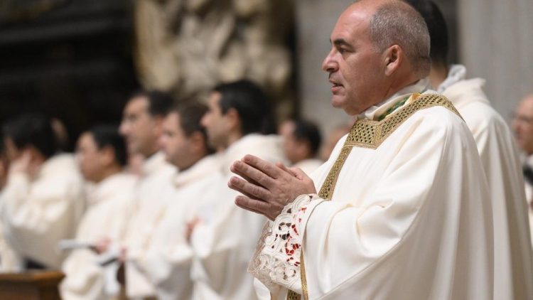 MONS. LUIGI ROBERTO CONA È VESCOVO, PRONTO A PARTIRE PER EL SALVADOR COME NUNZIO APOSTOLICO