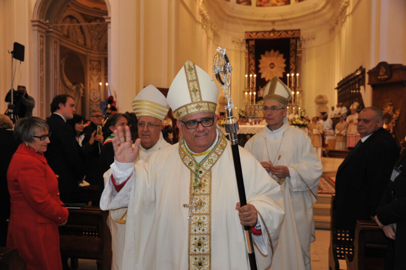 “BENVENUTO, MONSIGNOR RUMEO!”