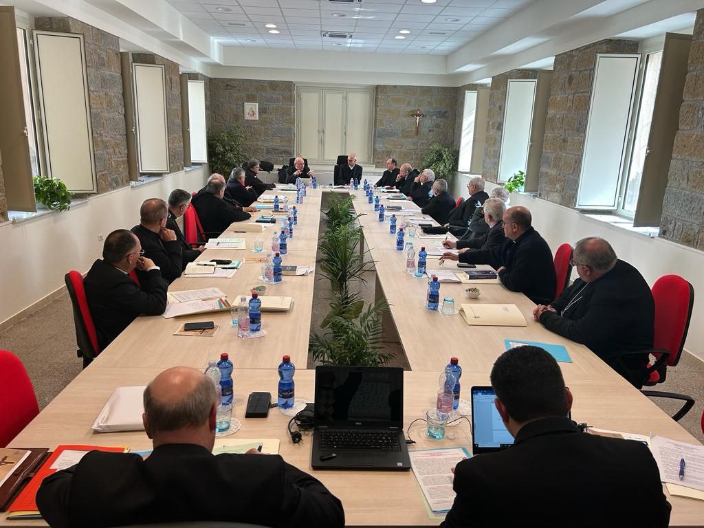 AL VIA LA SESSIONE PRIMAVERILE DELLA CONFERENZA EPISCOPALE SICILIANA IN DIOCESI DI PATTI: ORDINE DEL GIORNO, CRONACA, FOTO