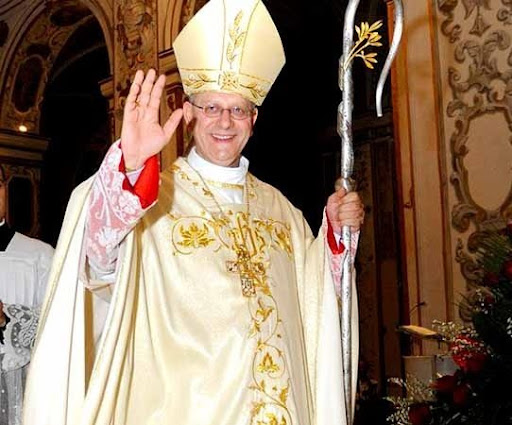 ANNIVERSARIO DI ORDINAZIONE EPISCOPALE E DI INGRESSO IN DIOCESI DEL VESCOVO RUSSOTTO: SCOPERTURA DEL CICLO PITTORICO DEL TRANSETTO DELLA CATTEDRALE