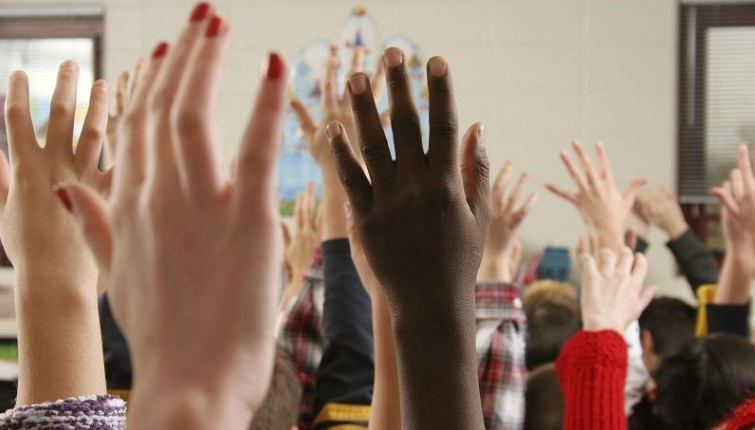 SCUOLA E PASTORALE SOCIALE: UN CORSO DI FORMAZIONE ALL’IMPEGNO SOCIALE E POLITICO DEDICATO AGLI STUDENTI