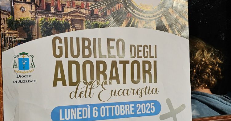 IL SILENZIO CHE PARLA A DIO: ACIREALE CELEBRA IL GIUBILEO DEGLI ADORATORI EUCARISTICI