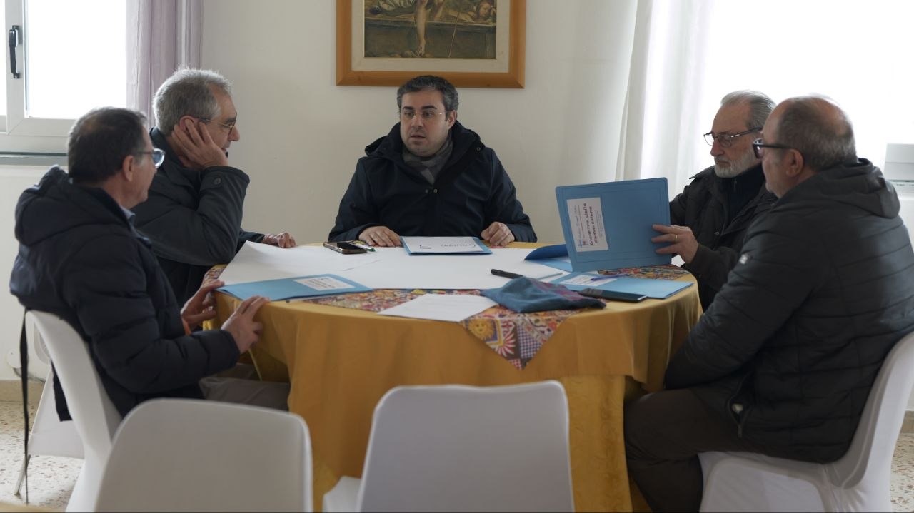 TRASMISSIONE DELLA FEDE, IMPEGNO SOCIO-CARITATIVO, COLLEGIALITÀ: LE MIGRAZIONI ALLA LUCE DEL DOCUMENTO SINODALE NAZIONALE