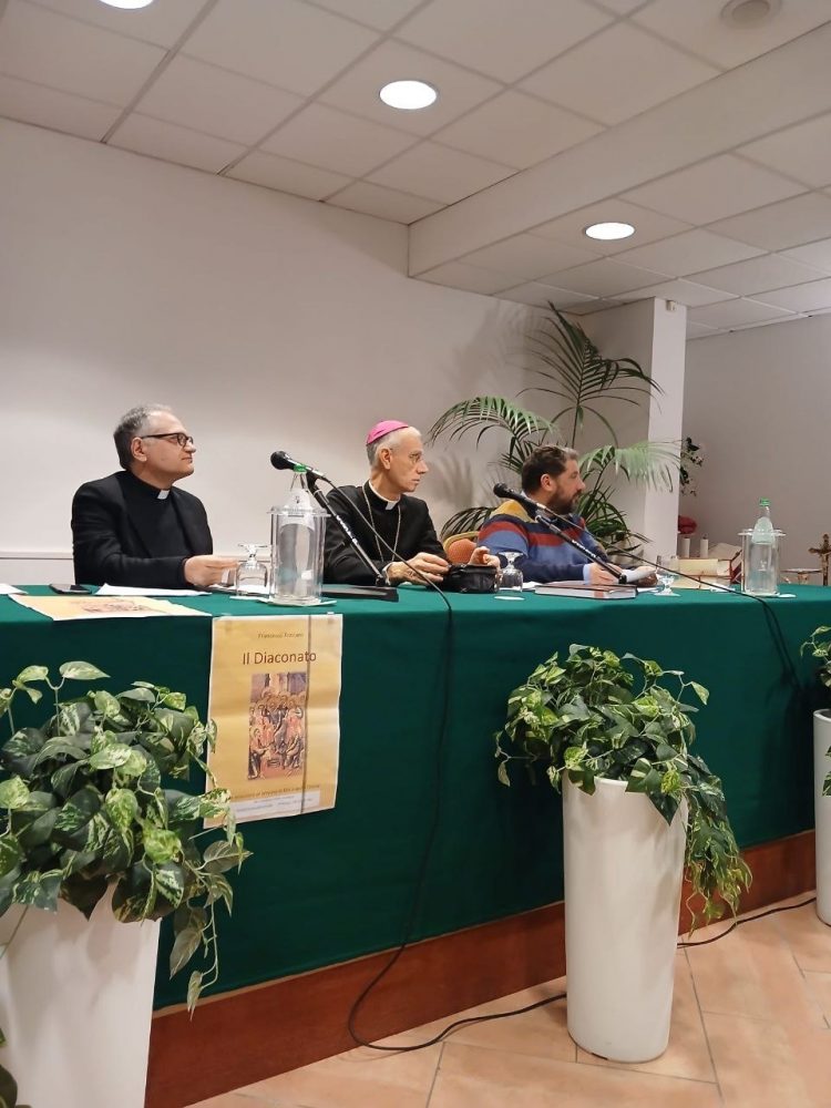 CANTIERE DELLE DIACONIE: DA SEI DIOCESI DIACONI E SPOSE AD ACIREALE COME “AMICI DELLO SPOSO”