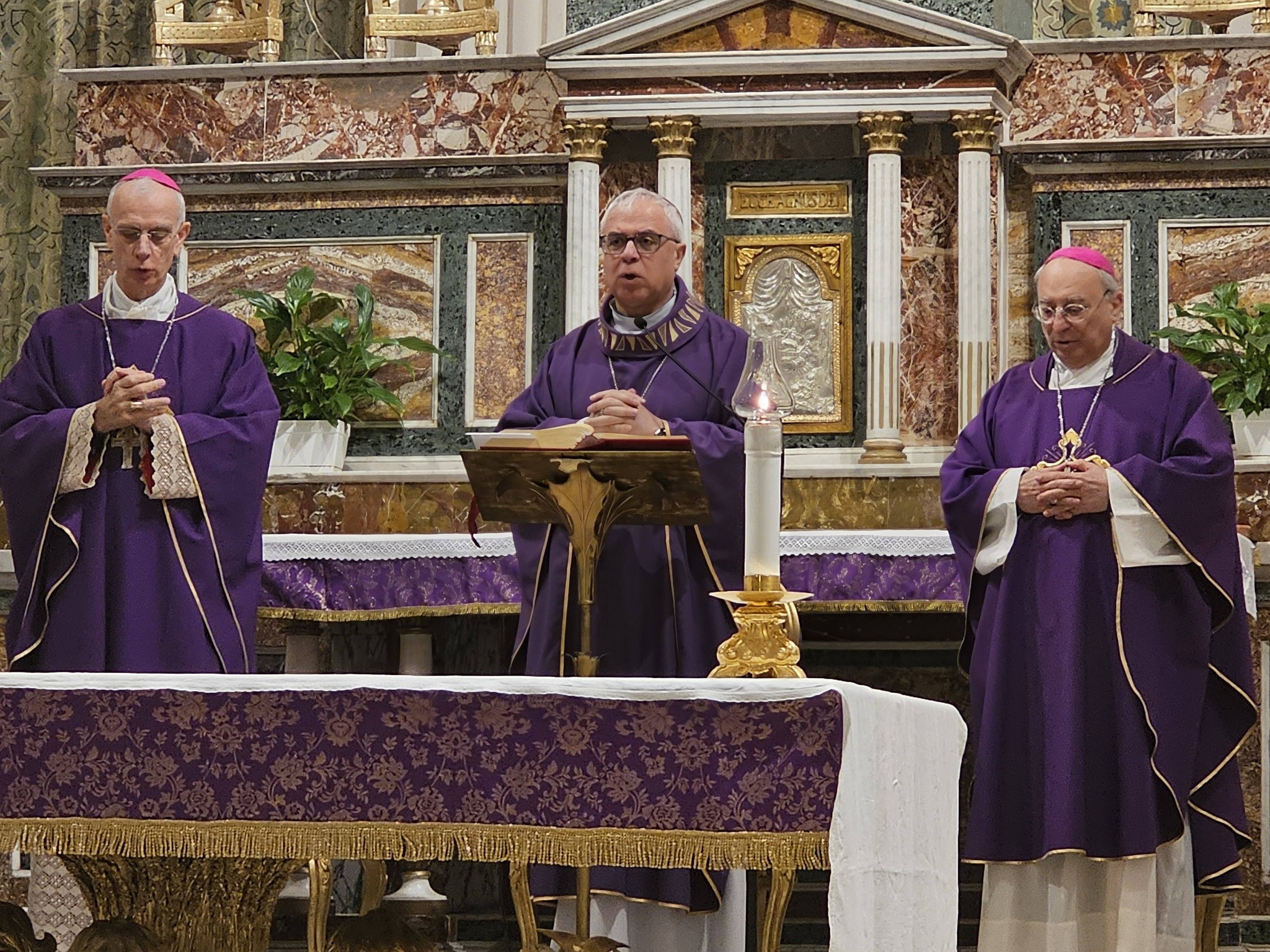 AD ACIREALE, È TERMINATA LA SESSIONE PRIMAVERILE DELLA CESI: CONFRONTO, RIFLESSIONE, INCONTRI E PREGHIERA DINANZI A MARIA SANTISSIMA DI VALVERDE