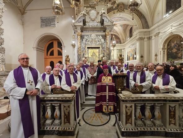 AD ACIREALE, È TERMINATA LA SESSIONE PRIMAVERILE DELLA CESI: CONFRONTO, RIFLESSIONE, INCONTRI E PREGHIERA DINANZI A MARIA SANTISSIMA DI VALVERDE