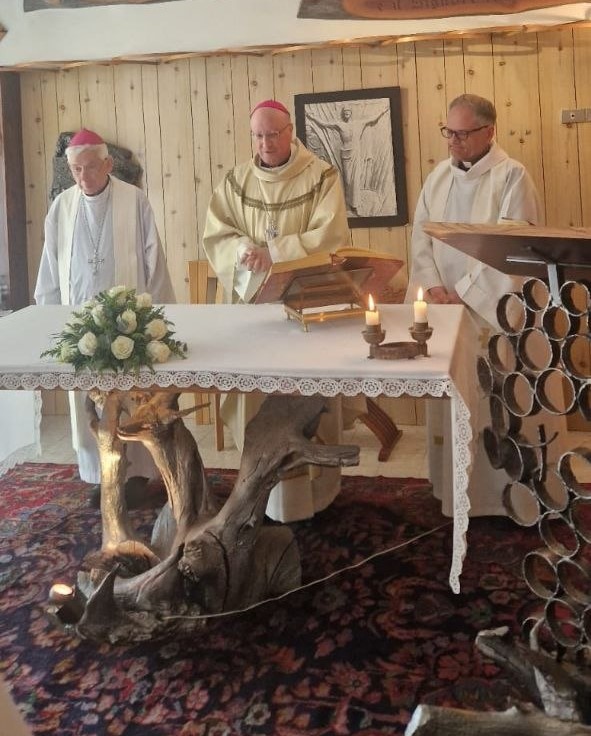 LA CURA DI SÉ PER ESSERE AL SERVIZIO PIENO DELLA CHIESA: UN PERCORSO DI FORMAZIONE E BENESSERE PER I SACERDOTI