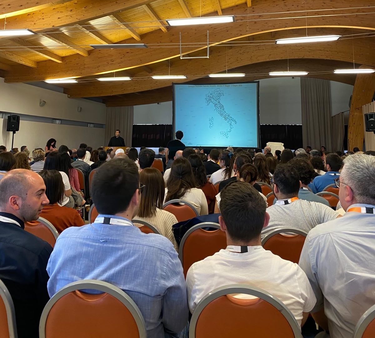 LA SICILIA AL CONVEGNO NAZIONALE DI PASTORALE GIOVANILE A BRINDISI: 