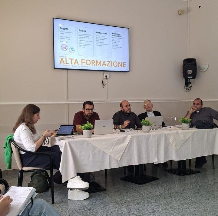 FORMAZIONE E OCCHI FISSI SU SEUL: ASCOLTO, CONDIVISIONE E PROGRAMMAZIONE ALL’INIZIO DEL NUOVO ANNO PASTORALE